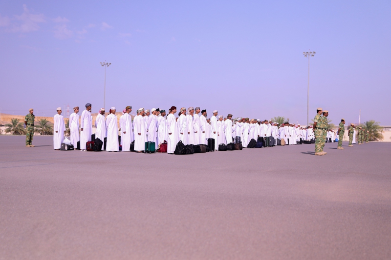  شؤون البلاط السلطاني يستقبل دفعة جديدة من الجنود المستجدين